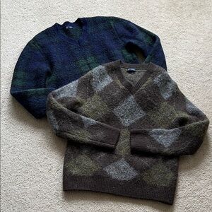 GAP Men's V-Neck Sweater - Blue and Brown